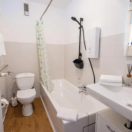 Egge - Zentral In Klinik-&kurparknaehe *