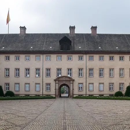 Egge - Zentral In Klinik-&kurparknaehe Apartamento