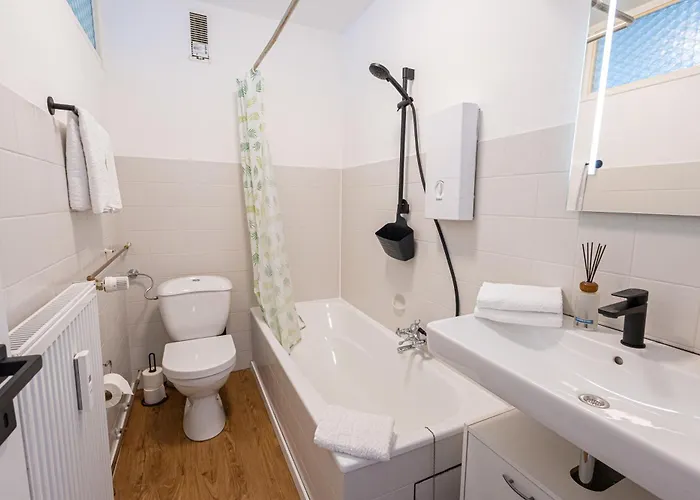 Egge - Zentral In Klinik-&kurparknaehe *